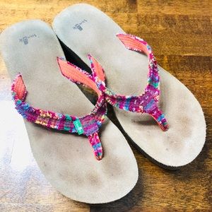 Sanuk flip flops